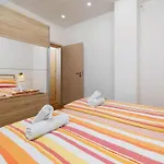 Apartman With Pool In 54888 Crikvenica
