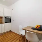 With Pool In 54888 Crikvenica