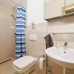 With Pool In 54888 Crikvenica