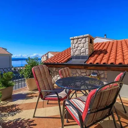 With Pool In 54888 קריקווניצה