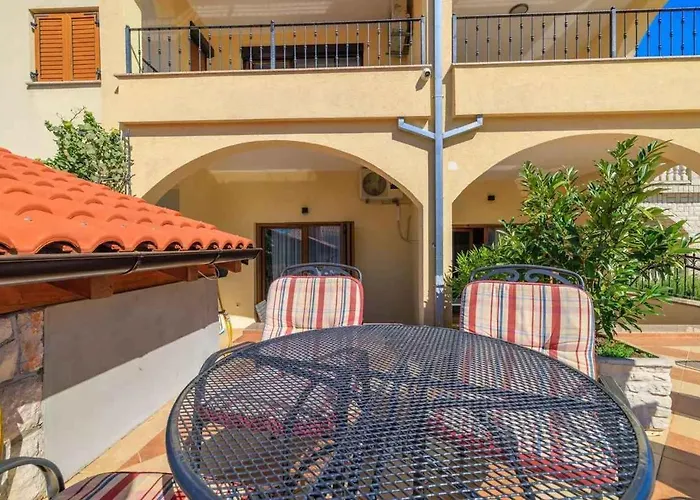 With Pool In 54888 Apartamento